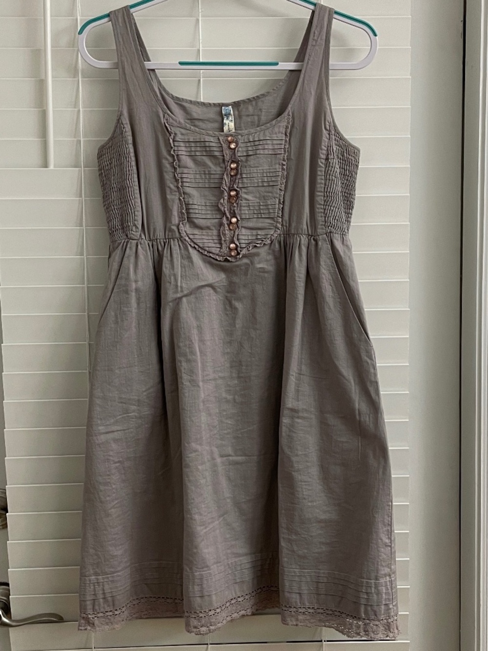 Maeve Gray/Beige Sleeveless Dress, Lace Trim, Size Medium, Lined, Anthropologie